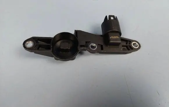 BMW 3 E90 E91 Camshaft speed sensor 11377506503 11377527016 11377513783