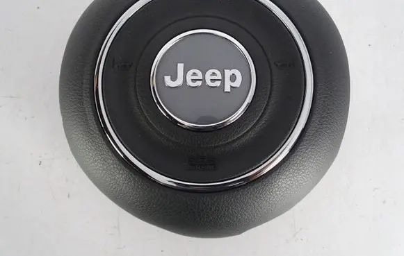 Steering wheel airbag