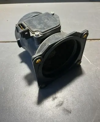 Audi A6 S6 C5 4B Mass air flow meter 078133471C 50813