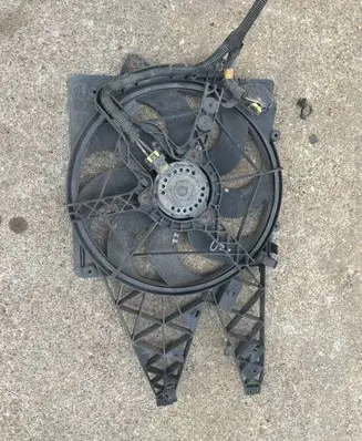 Fiat Doblo Radiator cooling fan shroud
