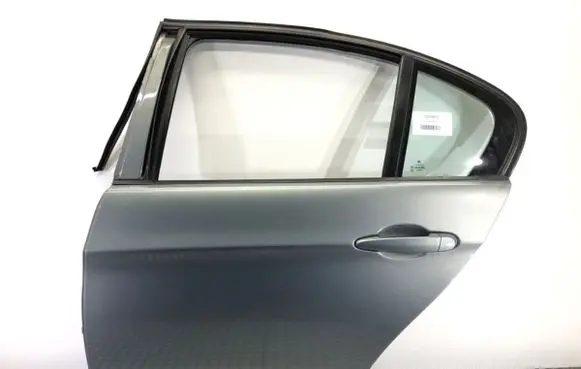 Rear door