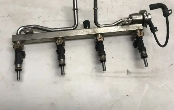 Opel Astra J Fuel injectors set 0280158108