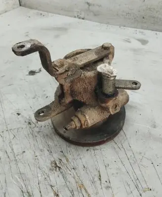 Opel Frontera A Power steering pump 90281879