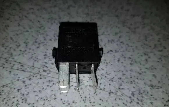 BMW 5 E39 Other relay 61361393412