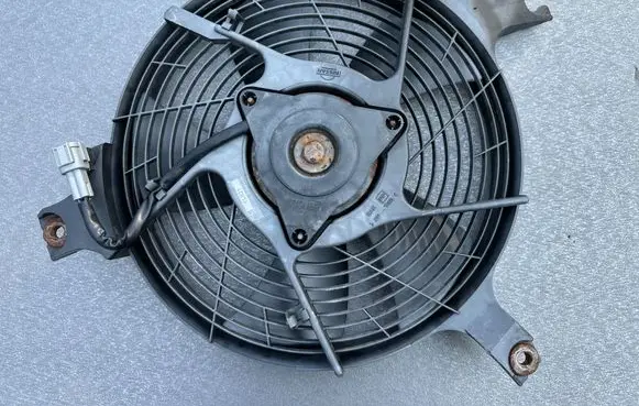 Nissan Patrol Y61 Electric radiator cooling fan 92123VB000