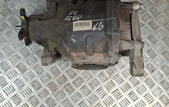 Mercedes-Benz S W221 Rear differential/diff mount bracket A2210318