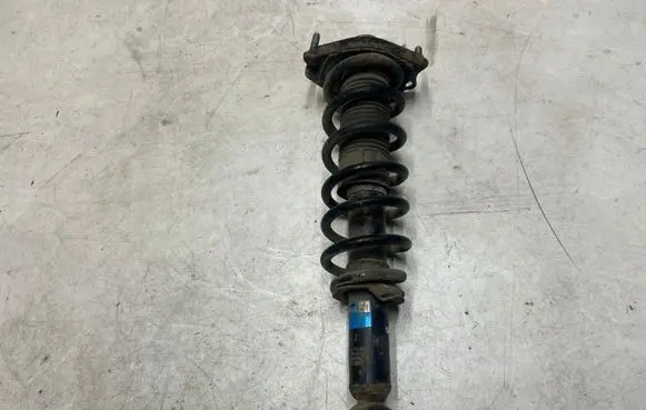 Toyota Corolla Verso AR10 Rear shock absorber with coil spring 311922