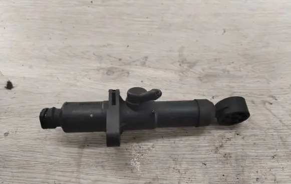 Peugeot Boxer Clutch master cylinder 1331560080