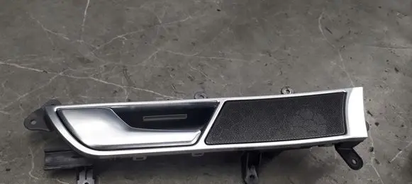 Audi A6 S6 C6 4F Front door interior handle 4f0837020c