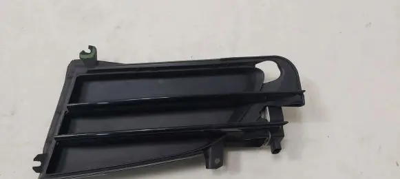 Tesla Model S Front bumper lower grill