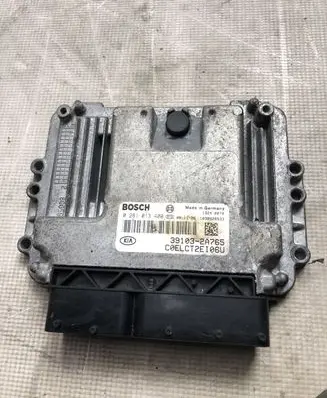 KIA Ceed Engine control unit/module 0281013400 391032A765