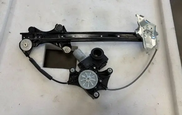 Lexus UX Front door window regulator with motor 8572076020 0620205761