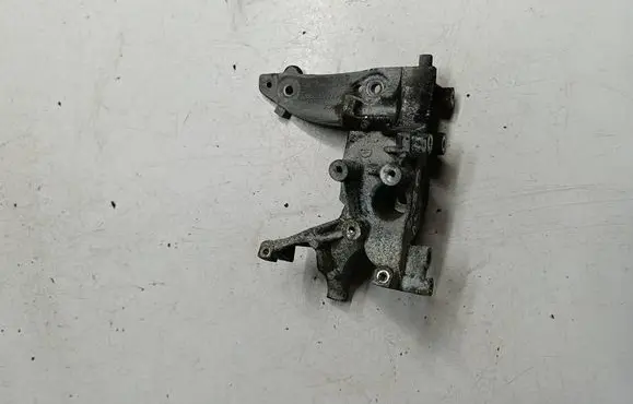 Peugeot 308 Engine mounting bracket 9674030280 C4003746SE