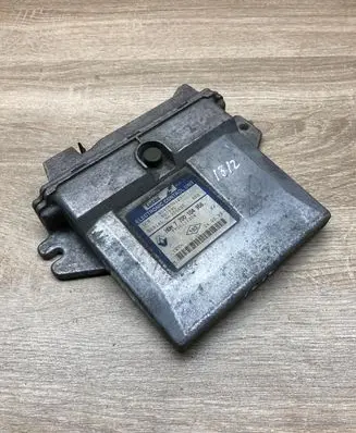 Renault Kangoo I Engine control unit/module ECU 7700104956 7700111206