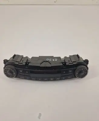 Mercedes-Benz E W211 Climate control unit 2118301785