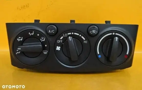 Toyota Avensis T250 Climate control unit MB146570-3760 5590005101