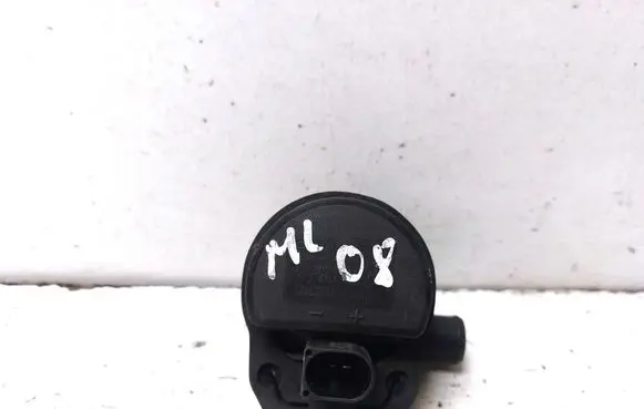 Mercedes-Benz CLS C219 Electric auxiliary coolant/water pump A2118350028