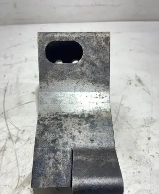 Volvo XC90 Engine mounting bracket 30741576