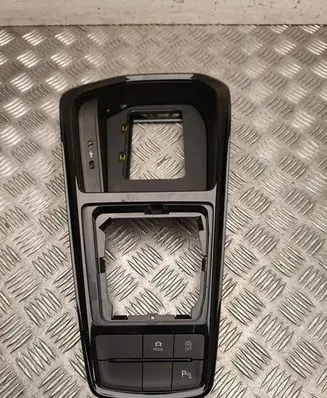 Skoda Kamiq Dashboard side end trim 656863212B
