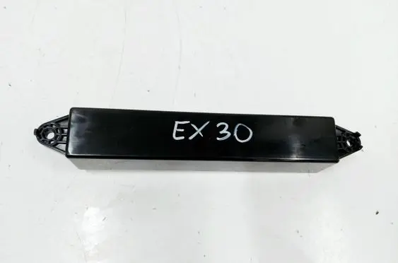 Volvo EX30 Antenna control unit 80001553