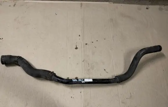 Porsche Boxster 986 Engine coolant pipe/hose 99610662501