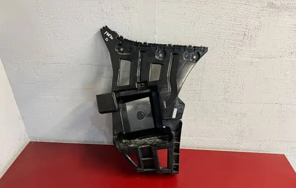 BMW X1 F48 F49 Bumper support mounting bracket corner 7332318 51127332318