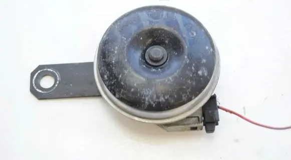 Land Rover Range Rover Sport L494 Horn signal 86012AJ010