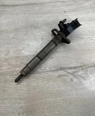 Citroen C5 Fuel injector 9X2Q9K546DB