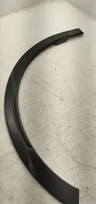 Subaru Outback (BT) Front arch trim 