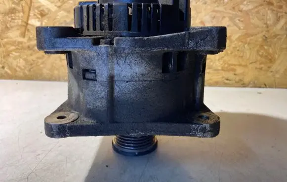 Volvo S40, V40 Generator/alternator 8200162474 303021205 2542653D