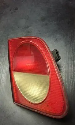 Mercedes-Benz E W210 Tailgate rear/tail lights 2108201164