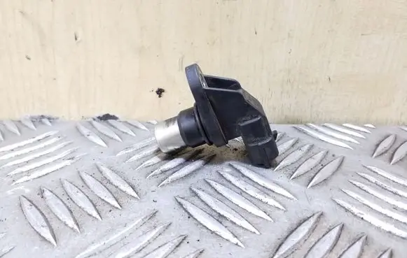 Toyota Yaris Verso Camshaft position sensor 0281002406