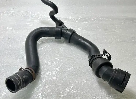 Audi A6 S6 C5 4B Engine coolant pipe/hose 4B0121101T