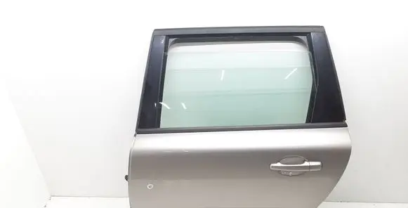 Volvo V70 Rear door