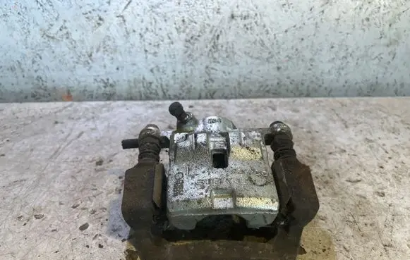 Subaru Forester SH Rear brake caliper