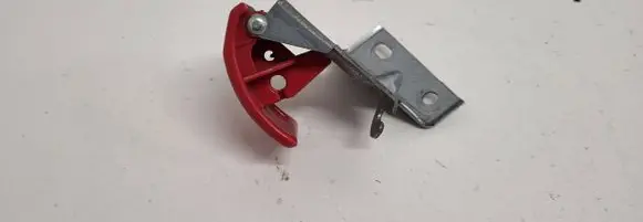 Engine bonnet (hood) release handle