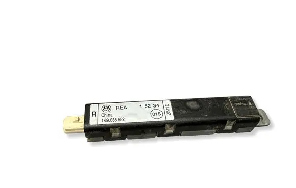 Volkswagen Golf VI Aerial antenna amplifier 1K9035552