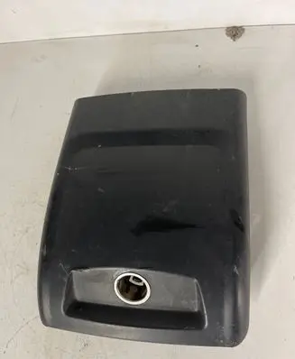Volvo V50 Cigarette lighter rear 08687530