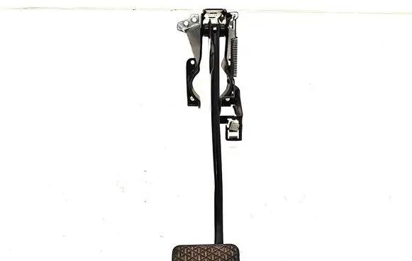 Mercedes-Benz Vito Viano W447 Brake pedal A1232910082