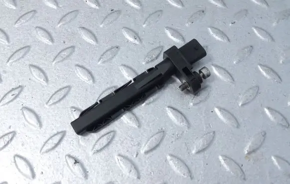 BMW 3 F30 F35 F31 Crankshaft position sensor 7805188