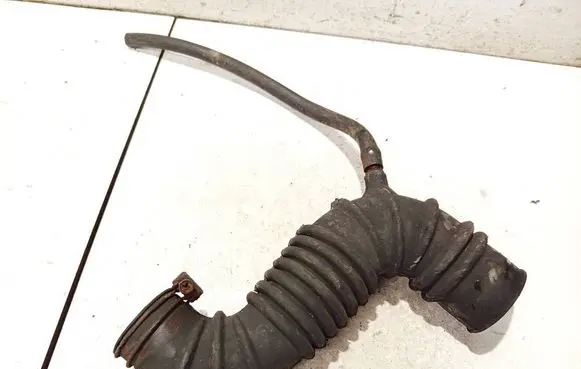 Mitsubishi Colt Air intake hose/pipe