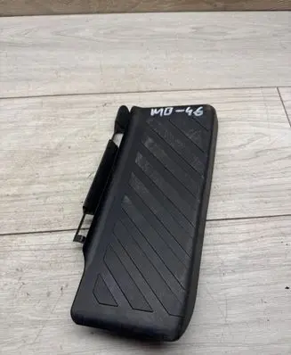 Volkswagen Golf VII Foot rest pad/dead pedal 5Q1864777