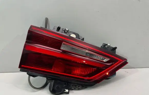 BMW X2 F39 Tailgate rear/tail lights 7420747