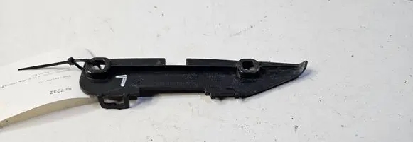 BMW 2 F45 Front bumper mounting bracket 7301575
