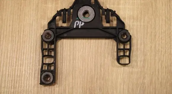 Peugeot 508 Front bumper mounting bracket 9689030280