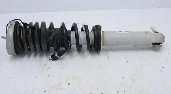 BMW M8 F91 F92 G14 G15 Rear shock absorber/damper 7856902 482400015631 19B0151S0654