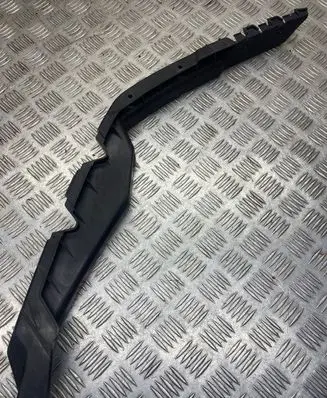 Skoda Octavia Mk2 (1Z) Front bumper mounting bracket 1Z0807184B