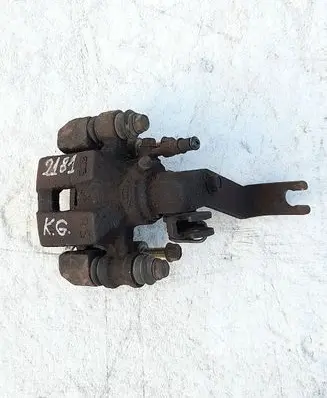 KIA Carens I Rear brake caliper 0K2FC26990