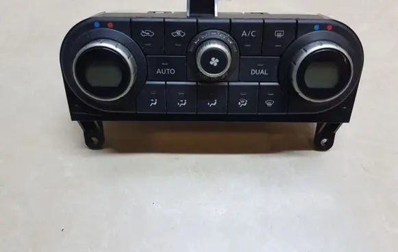 Nissan Qashqai Climate control unit 27500JD45D