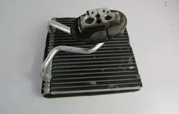 Skoda Octavia Mk2 (1Z) Air conditioning (A/C) radiator (interior) 1K0820679